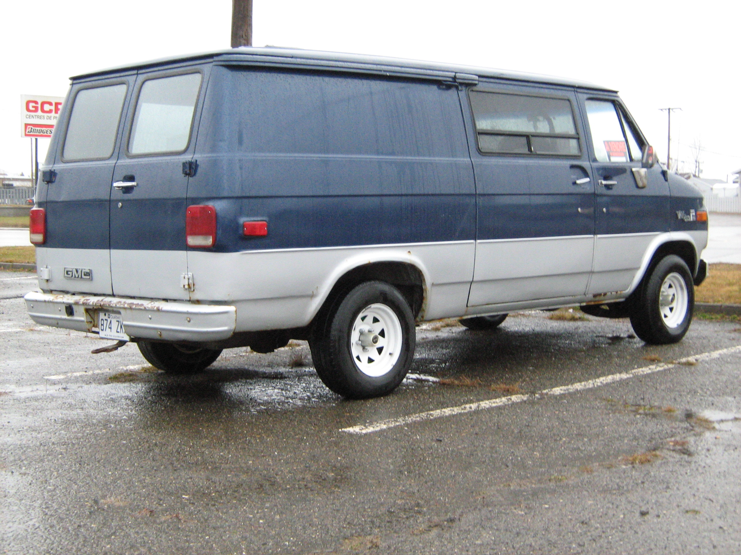 Chevrolet Chevy Van