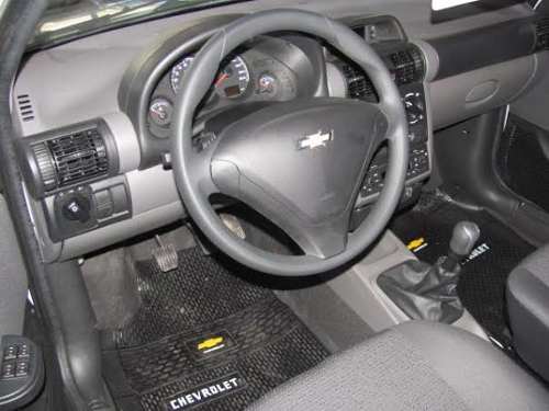 Chevrolet Classic Lt 2014