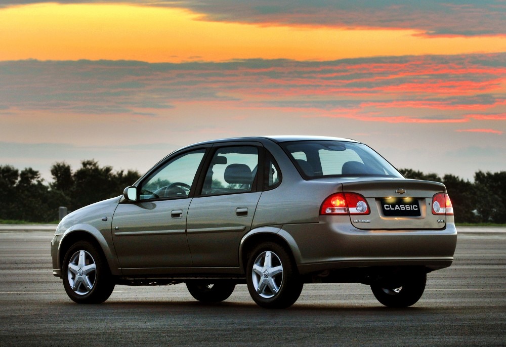 Chevrolet Classic Lt 2014
