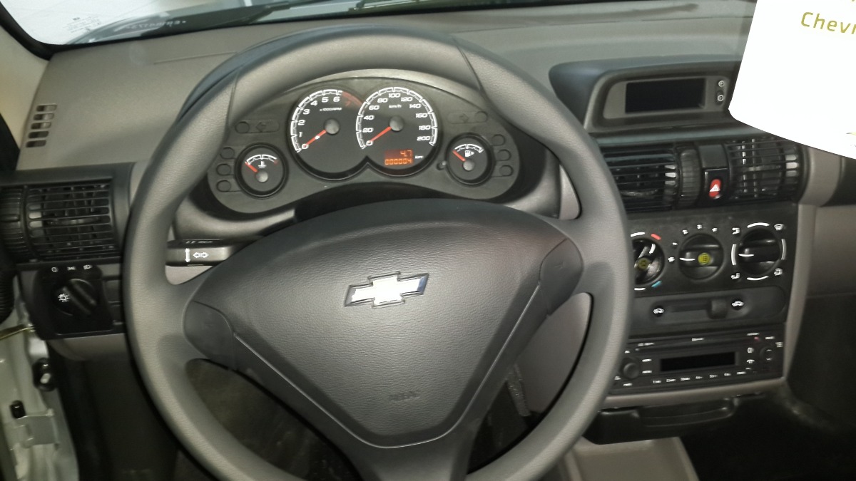 Chevrolet Classic Lt 2014