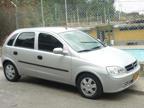 Chevrolet Corsa Hatchback Chevrolet Corsa Hatchback