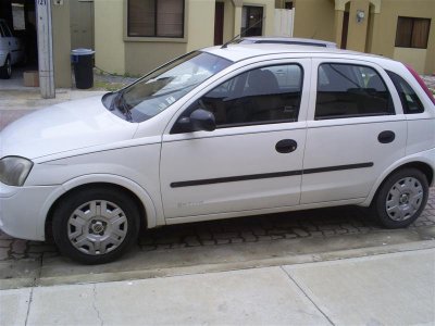 Chevrolet Corsa Hatchback