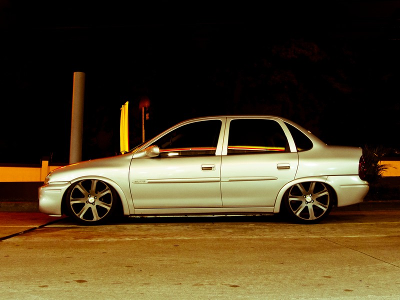 Chevrolet Corsa Sedan Tuning