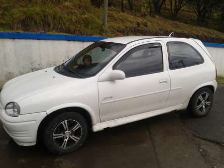 Chevrolet Corsa Sport