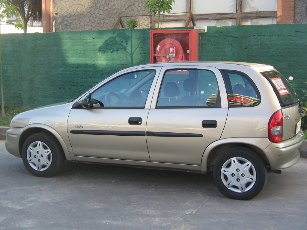 Chevrolet Corsa Swing 2004