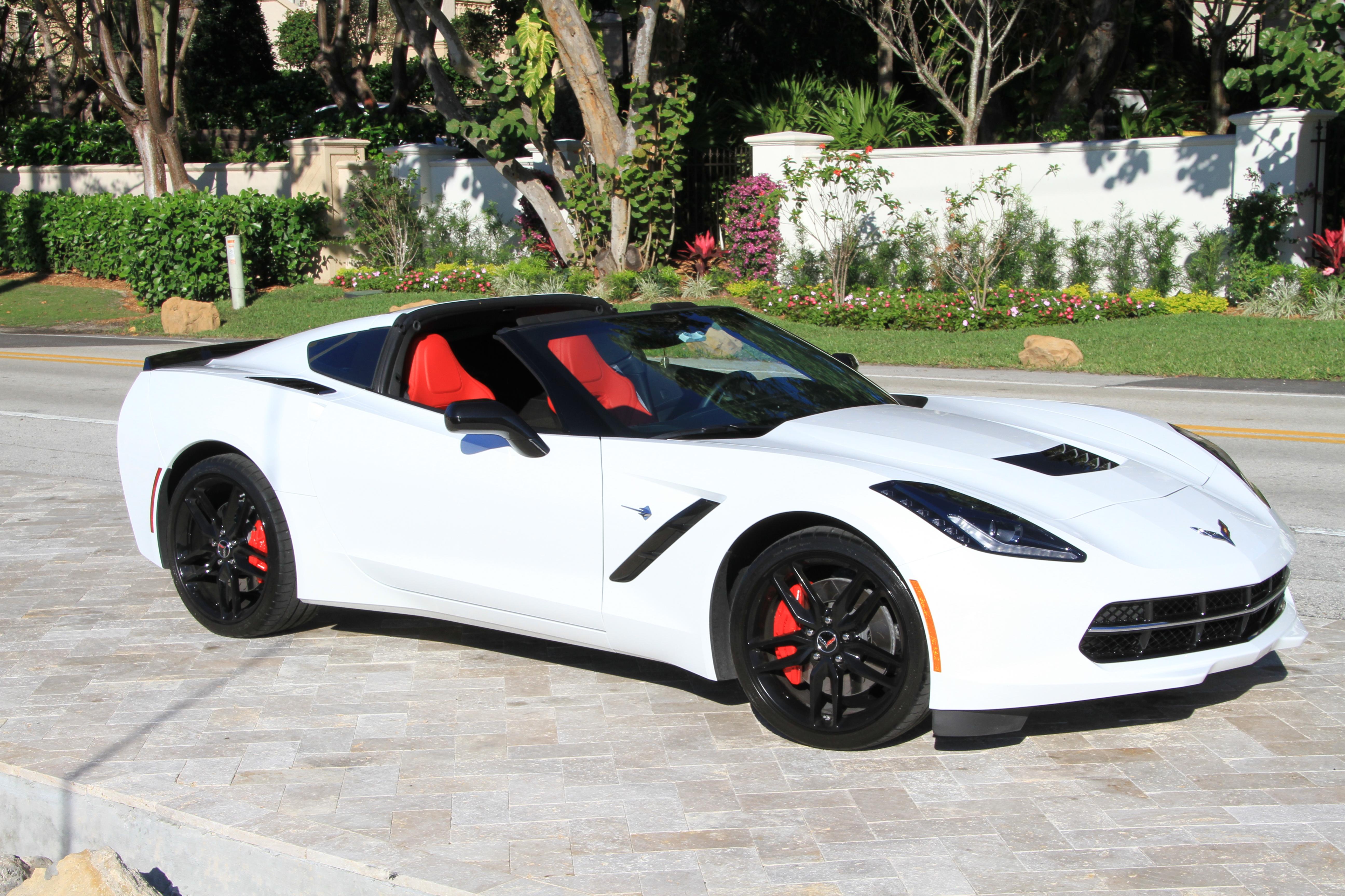 2014 Chevrolet Corvette Stingray White