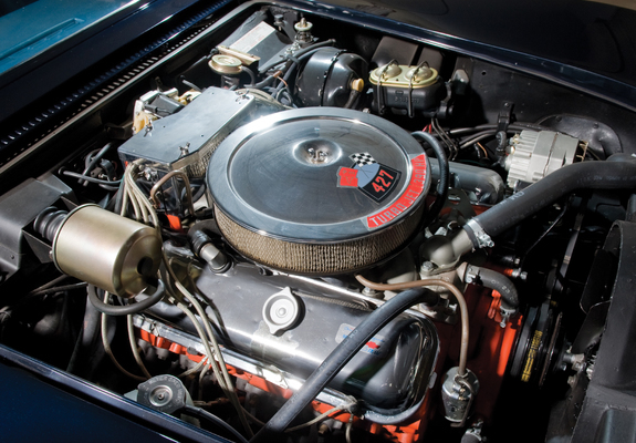 Chevrolet Corvette Stingray 427