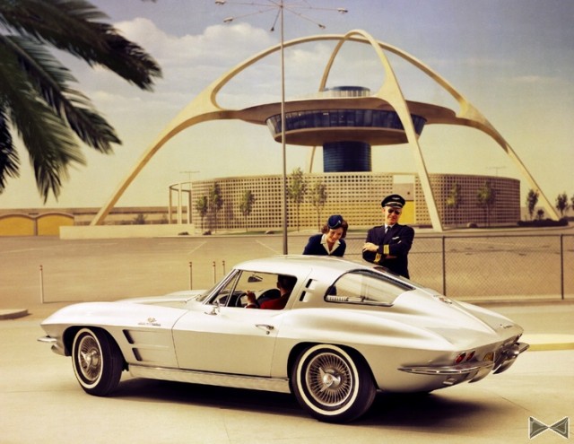 Chevrolet Corvette Stingray C2