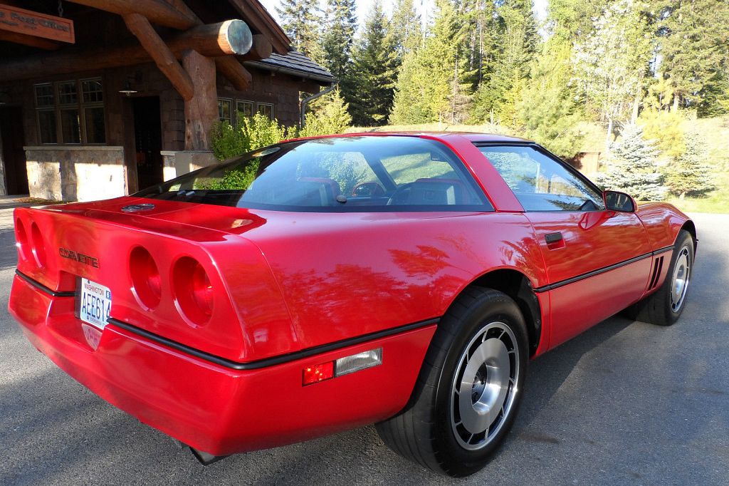 Chevrolet Corvette 5.7