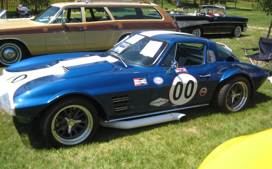 Chevrolet Corvette Grand