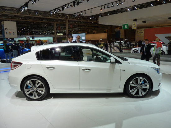 Chevrolet Cruze 5p