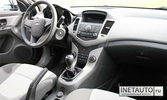 Chevrolet Cruze Base