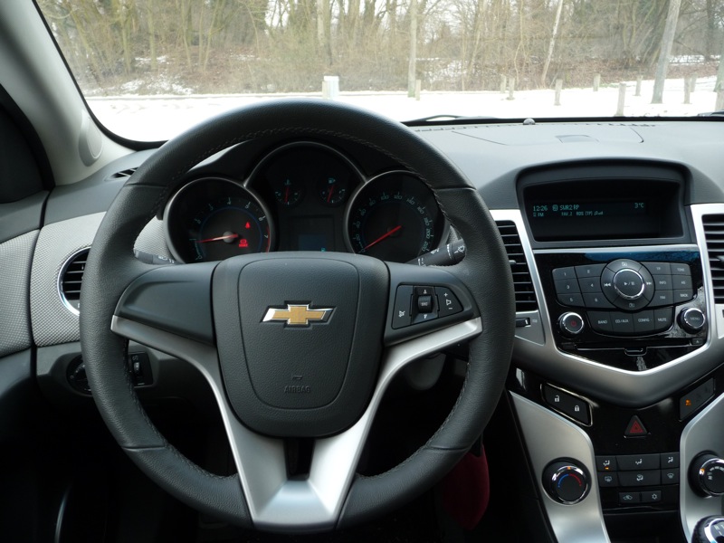 Chevrolet Cruze Base