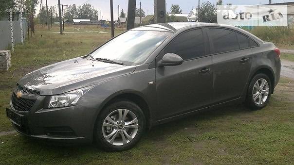 Chevrolet Cruze Dark Grey