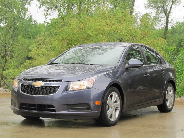 Chevrolet Cruze Gray