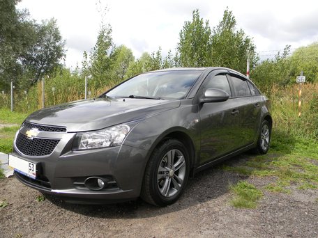 Chevrolet Cruze Grey