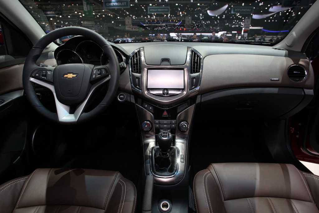 Chevrolet Cruze Kombi