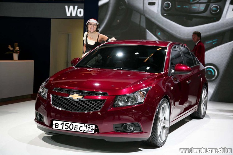 Chevrolet Cruze Velvet Red