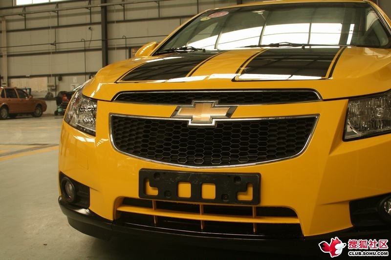 Chevrolet Cruze Yellow