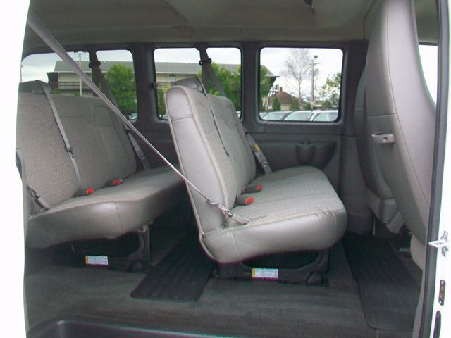 Chevrolet 3500 Express