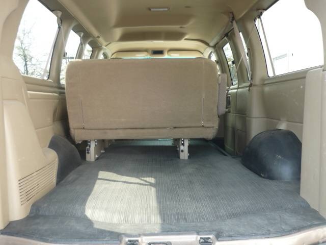 Chevrolet Express 11 Passenger