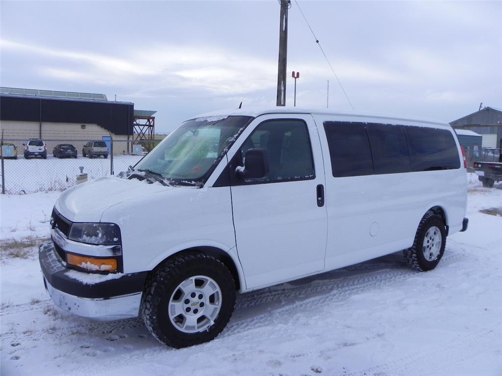 Chevrolet Express 8 Passenger