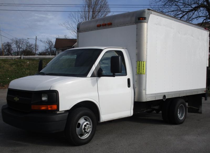 Chevrolet Express Cutaway G3500