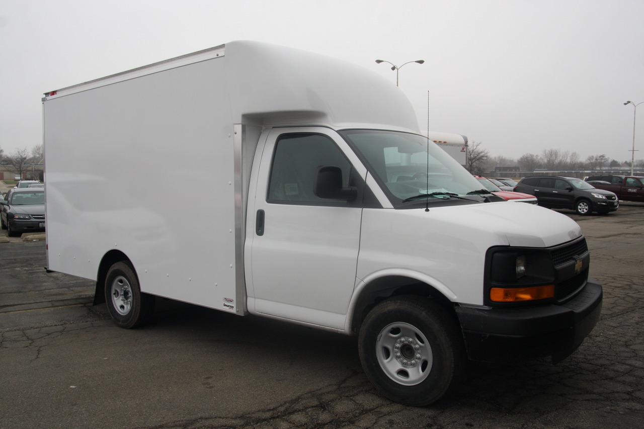 Chevrolet Express Cutaway G3500