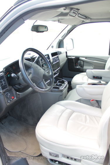 Chevrolet Express G2500