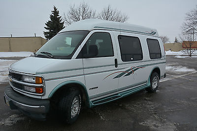 Chevrolet Express Minivan