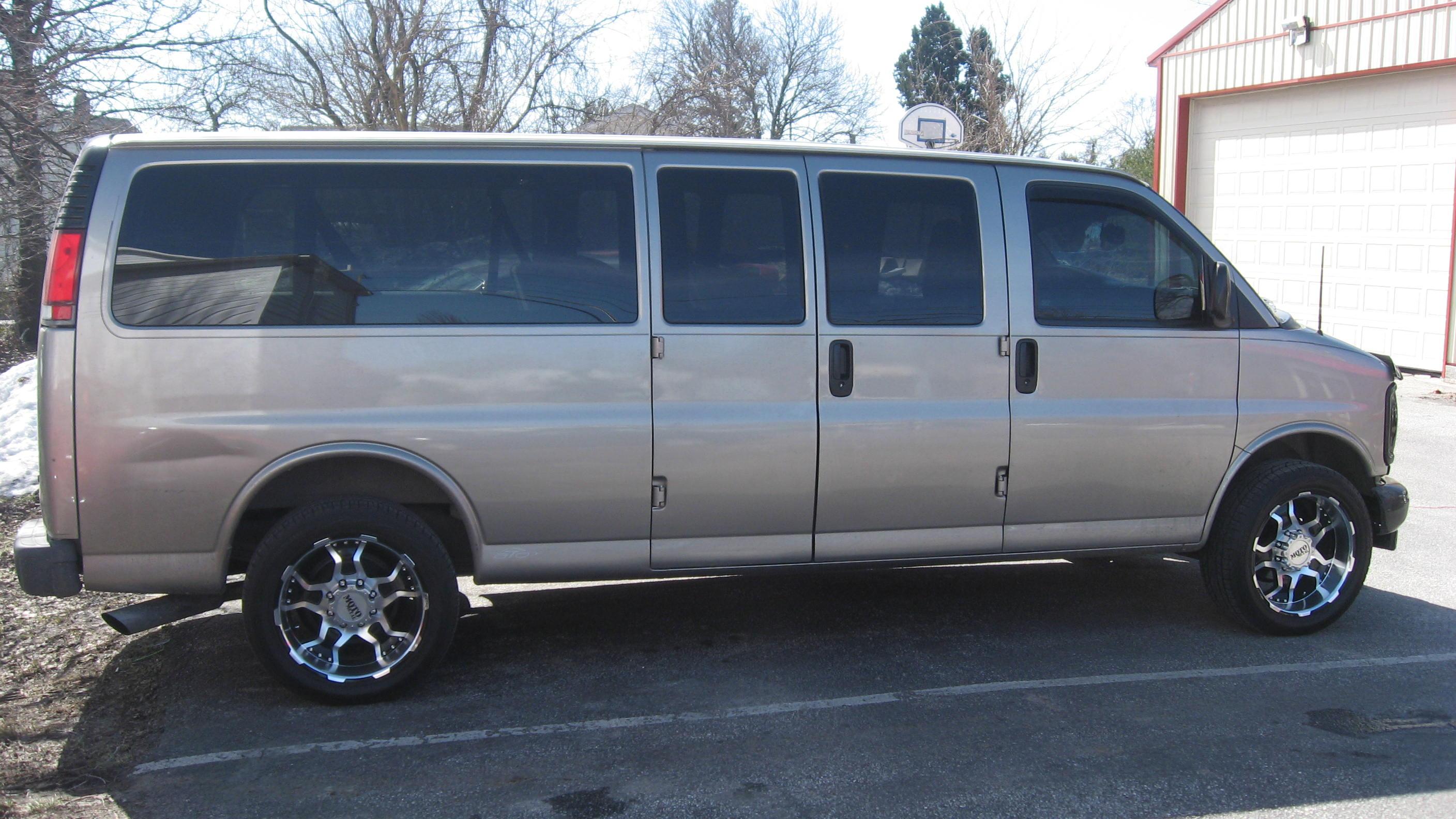 Chevrolet Express Passenger Van