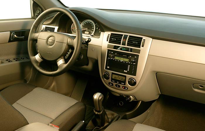 Chevrolet Lacetti Saloon