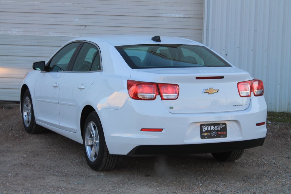 Chevrolet Malibu Ls 2015