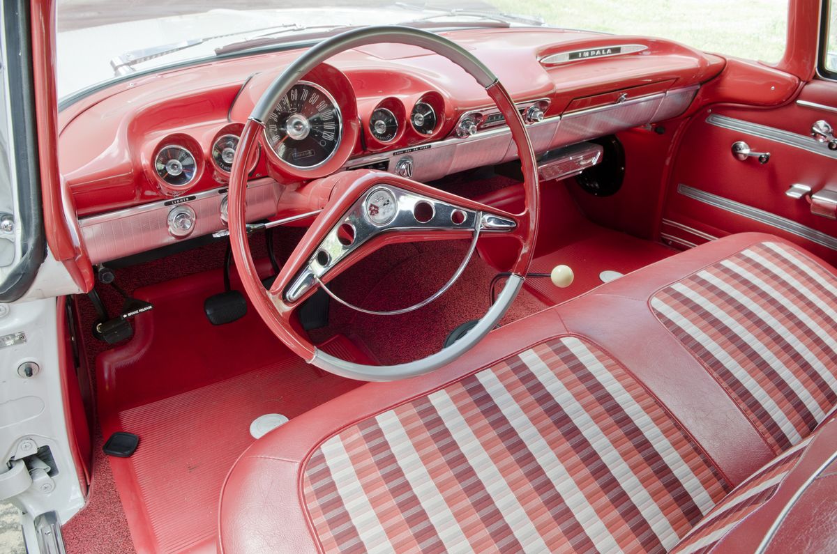 Chevrolet 1700