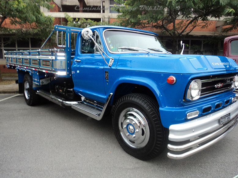 Chevrolet D-60