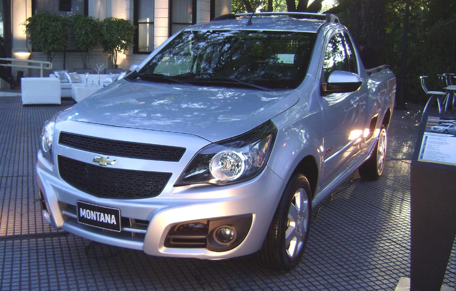 Chevrolet Montana 1.8