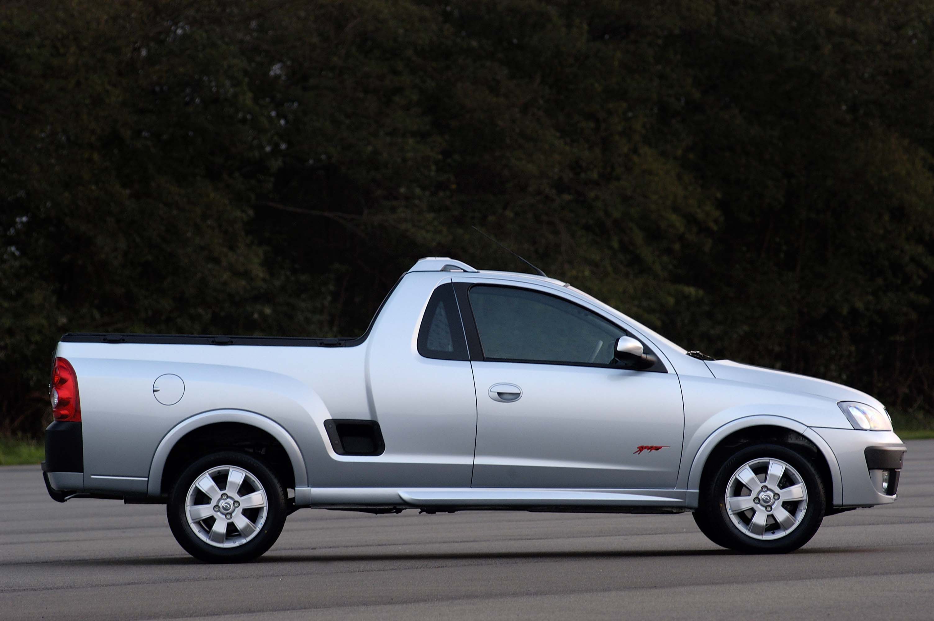 Chevrolet Montana 2010