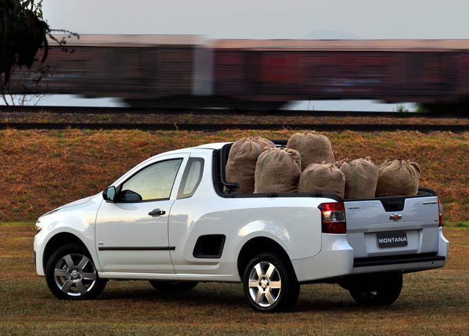 Chevrolet Montana 2012