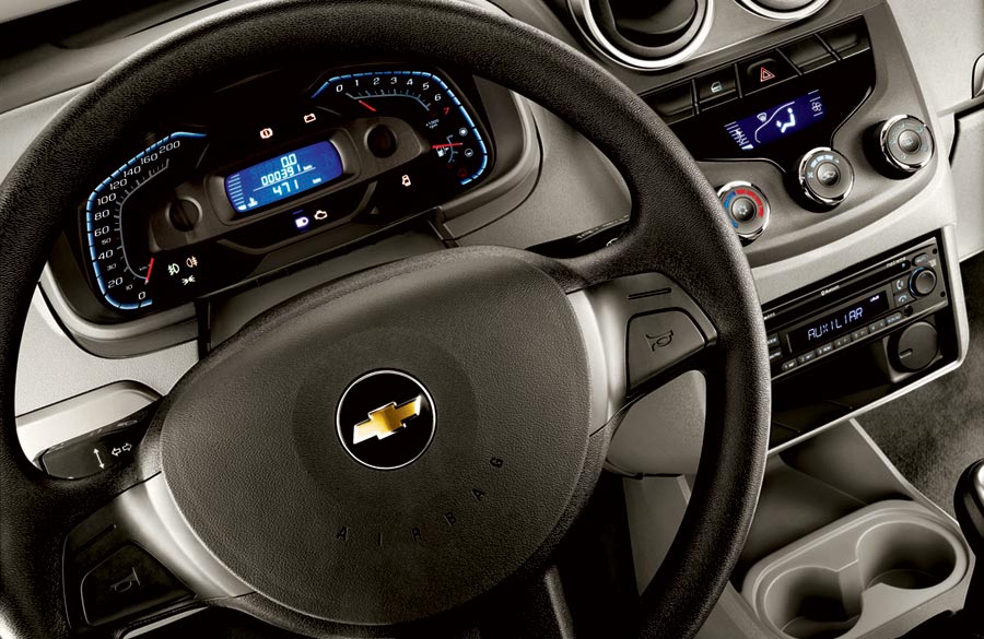 Chevrolet Montana Sport 2012