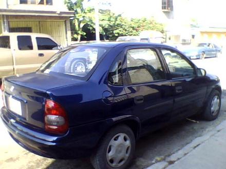 Chevrolet Monza 2001