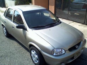 Chevrolet Monza 2002