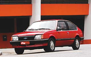 Chevrolet Monza Hatch