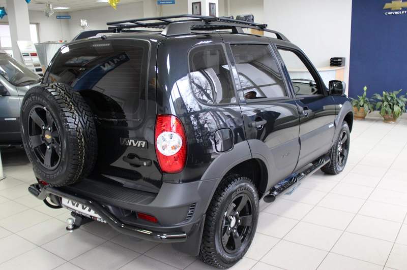 Chevrolet Niva 1.7