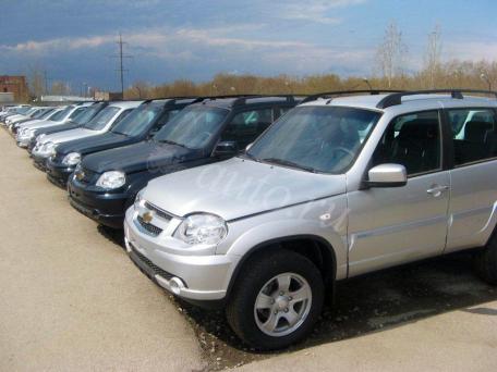 Chevrolet Niva 1.8 Mt
