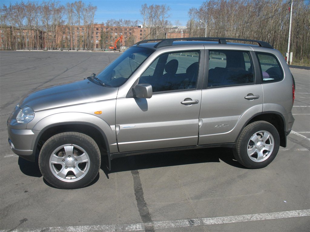 Chevrolet Niva 1.8