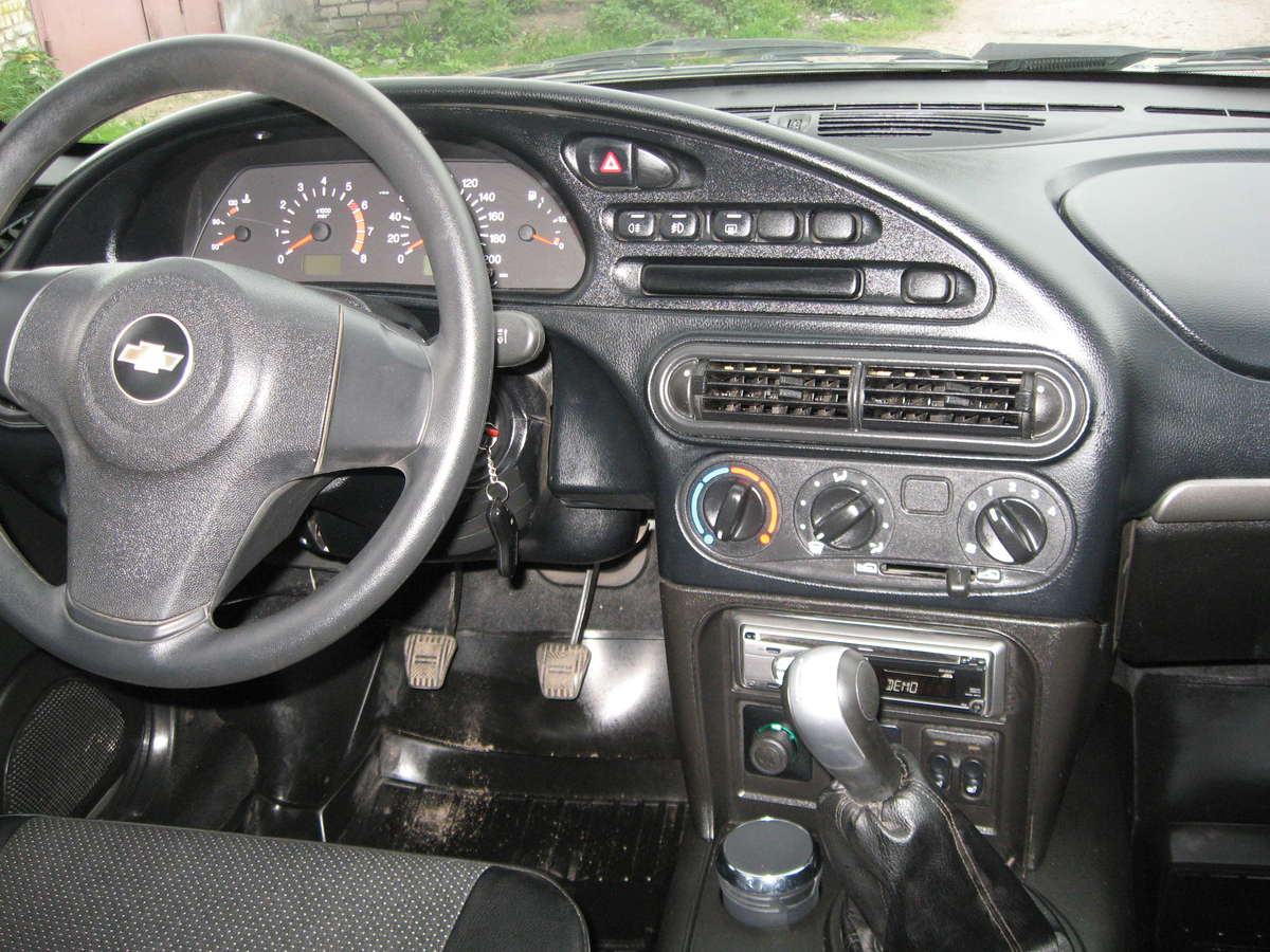 Chevrolet Niva 2010