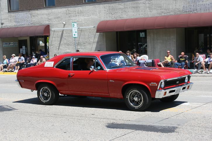 Chevrolet Nova 350