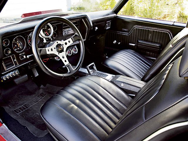 Chevrolet Nova V8