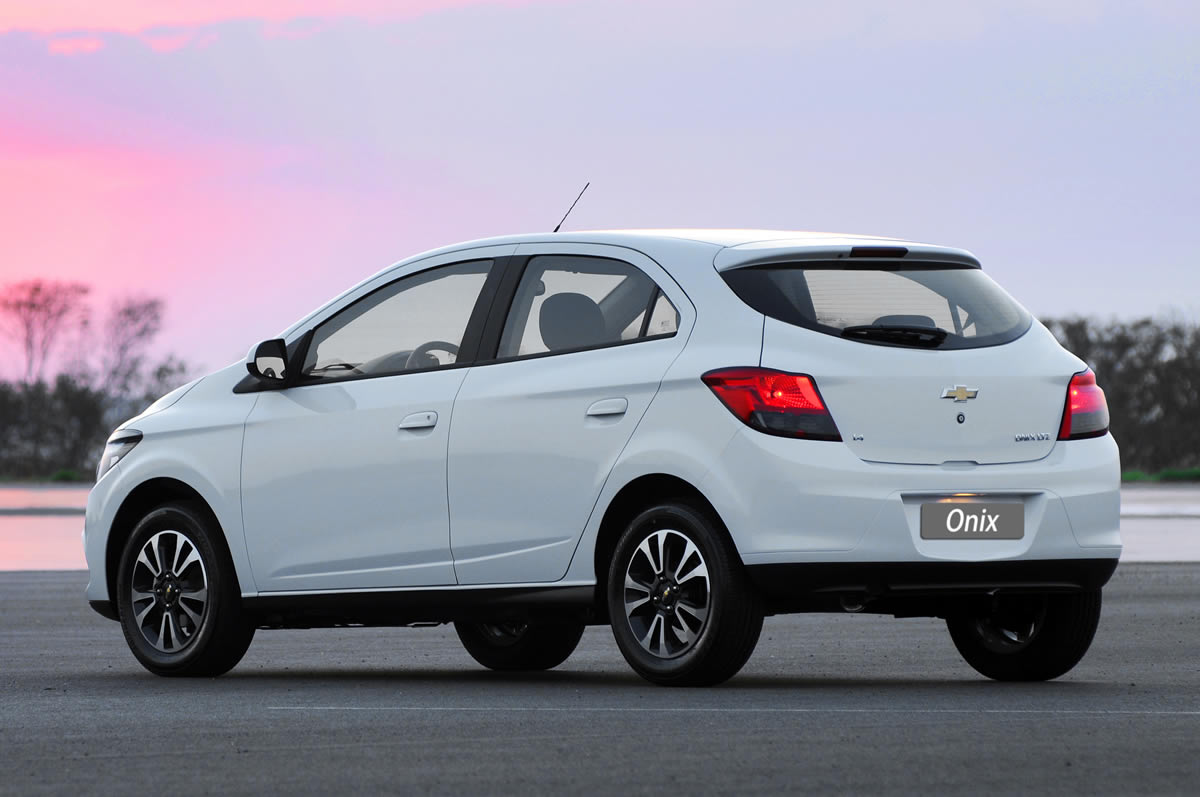 Chevrolet Onix 2014
