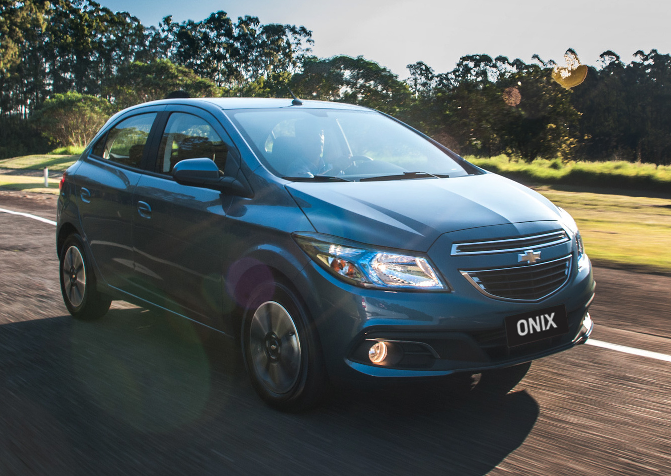 Chevrolet Onix Automatico 2015